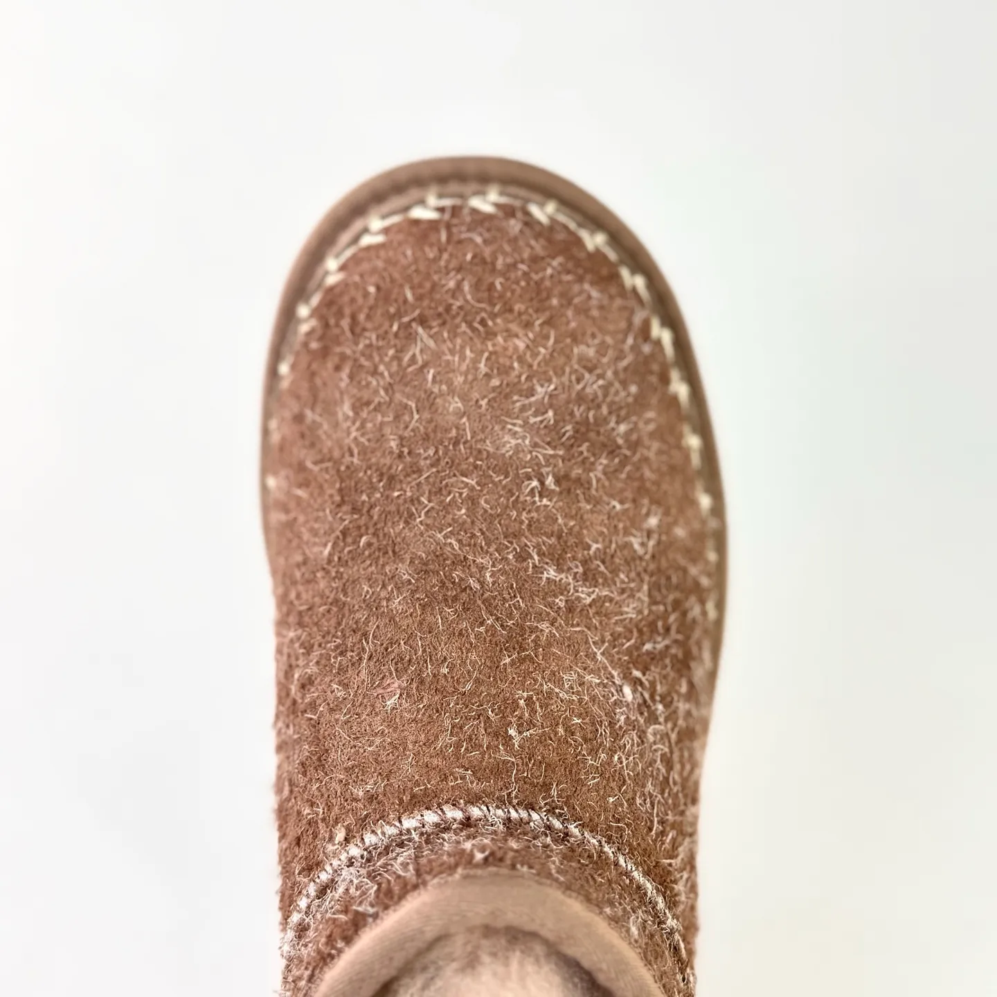 💰520 📦25 New Products for Autumn and Winter | Biarritz · UGG New Products for Autumn and Winter Classic Novelty Series (Biarritz Style) 🔥 I have been recently picked up by this Biarritz model ￼￼[草草R][草草R][草草R] 📦The entire series of Biarritz is now online ❄️There are Tasman slip-ons and ultra-short boots suitable for autumn and winter. ✔️🔘 Tasman Biarritz model Shoe size: 36-40 Color: mustard seed/light oak brown ✔️🔘Classic super short boots Biarritz model shoe size: 36-40 Color: mustard seed/light oak brown 🍁Let’s create our own uniqueness together this autumn and winter ✔️ In the collision of classics and personality 💫 Find your unique relaxed style 😎 This style is very UGG!